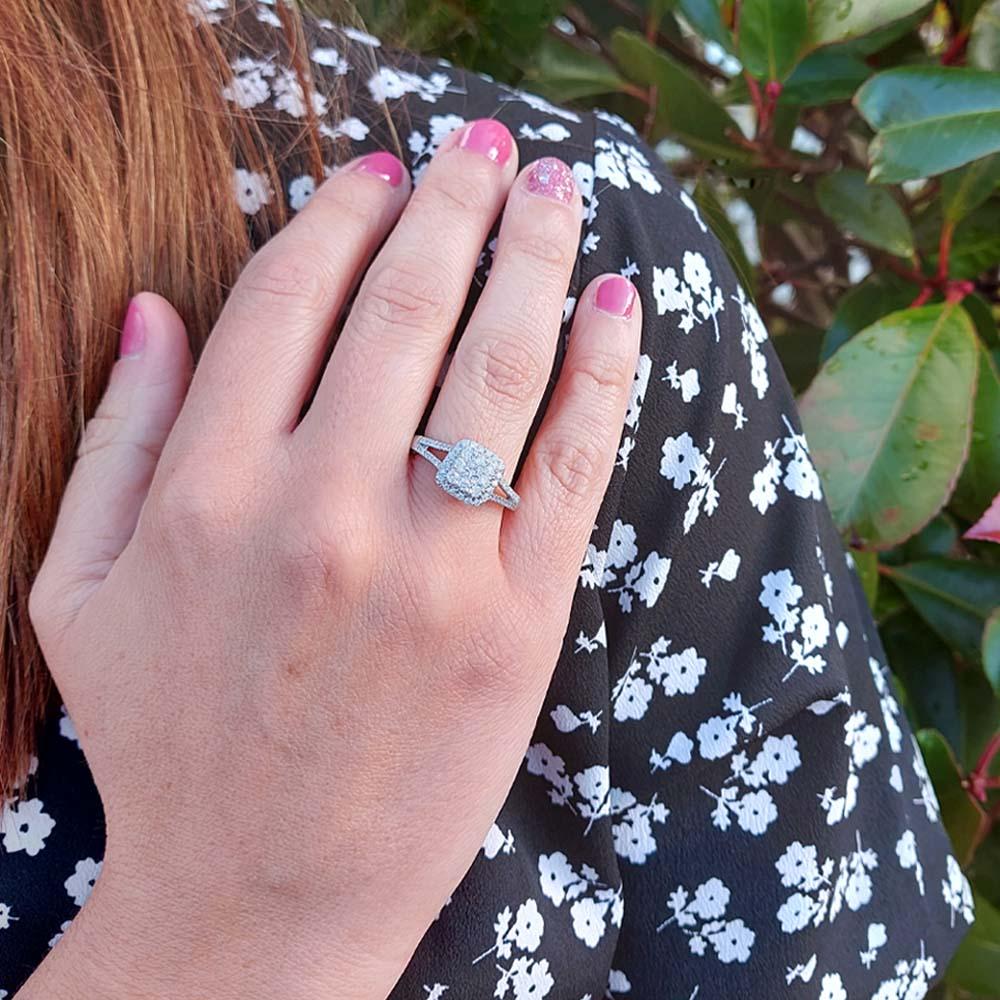 9ct White Gold Diamond Cluster Ring